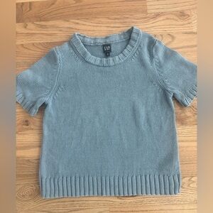 GAP blue short sleeve sweater
